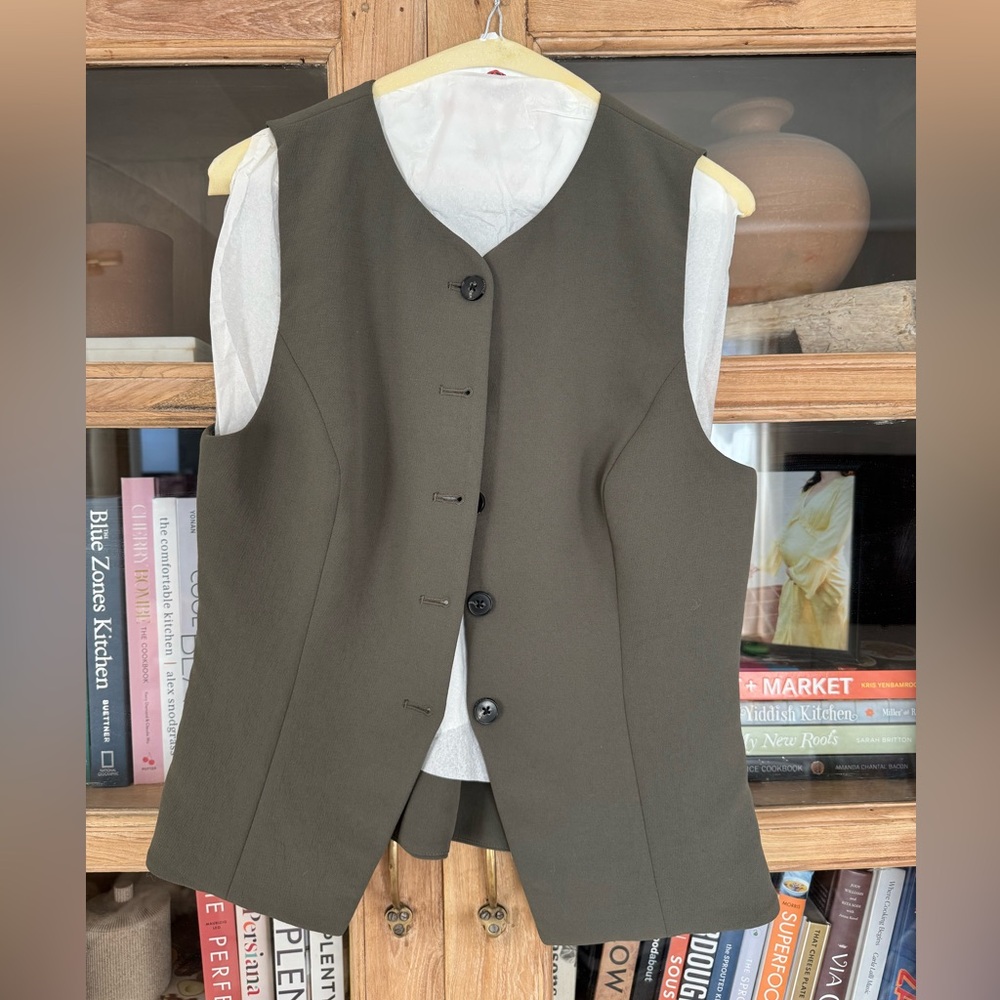 Regal vest in crepette